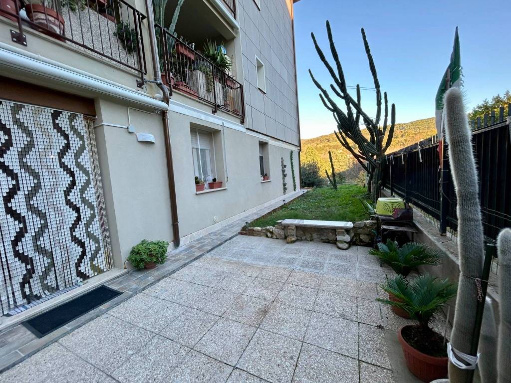 Appartamento a Deruta in Via della Zaffera, 3 - Foto 2
