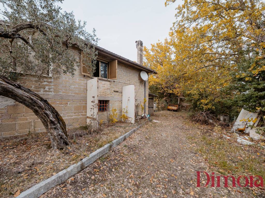 Rustico / casale a Toffia in Vocabolo Maglialunga - Foto 2