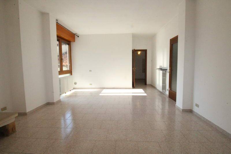 Appartamento a Lomazzo in Via Milano - Foto 4