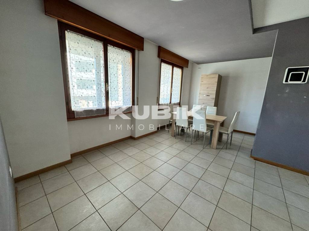Appartamento a Tolmezzo in Via della Vittoria - Foto 3