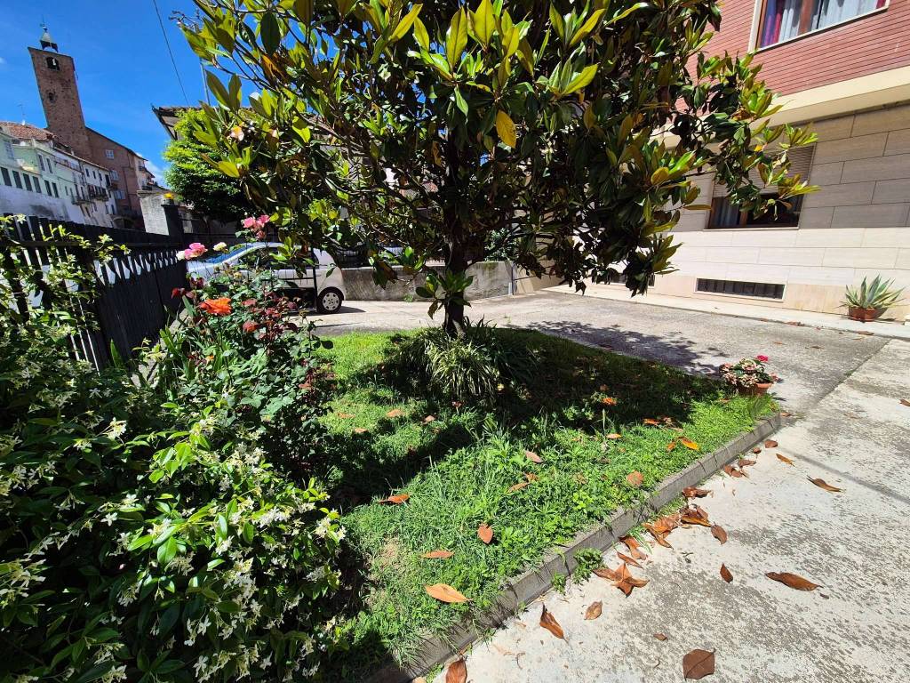 Appartamento a Montechiaro d'asti in piazza Mercato - Foto 4