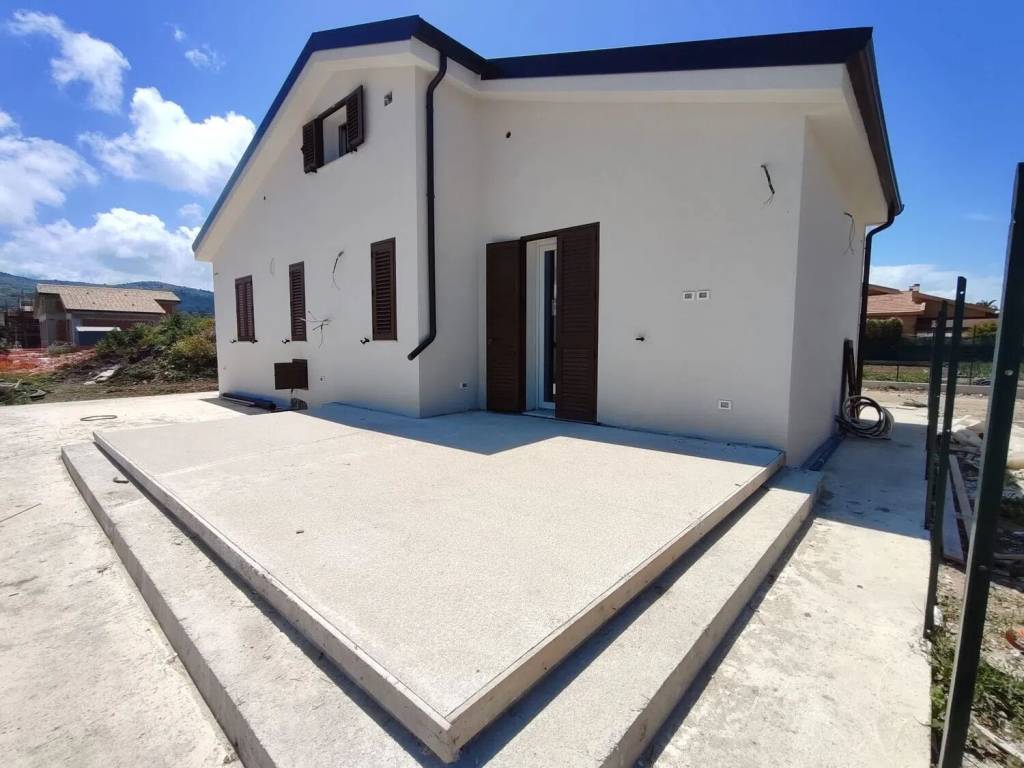 Villa a Campofelice di roccella in Via Dei Normanni No Number - Foto 2