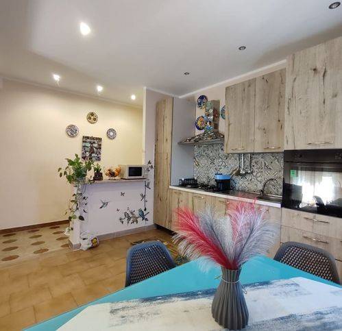 Appartamento a Campofelice di roccella in Via Belvedere 20 - Foto 2