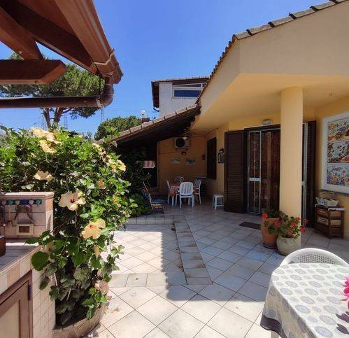 Casa indipendente a Campofelice di roccella in Via Del Tirreno 4 - Foto 4