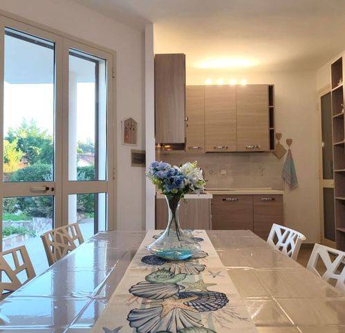Casa indipendente a Campofelice di roccella in Via Del Tirreno 15 - Foto 2