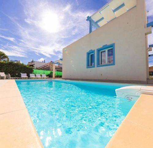 Villa a Campofelice di roccella in Via Portofino 12 - Foto 2