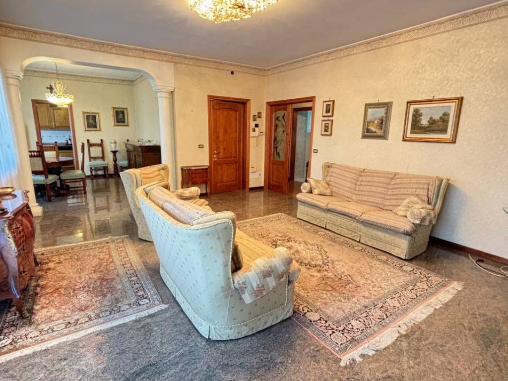 Appartamento a Cadeo in Via Don Giovanni Minzoni - Foto 2