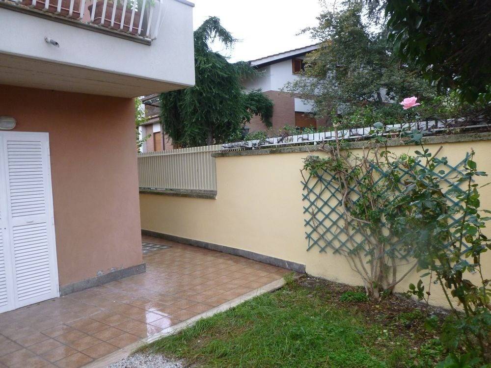 Appartamento a Ciampino in Via Loredano Bizzali - Foto 4