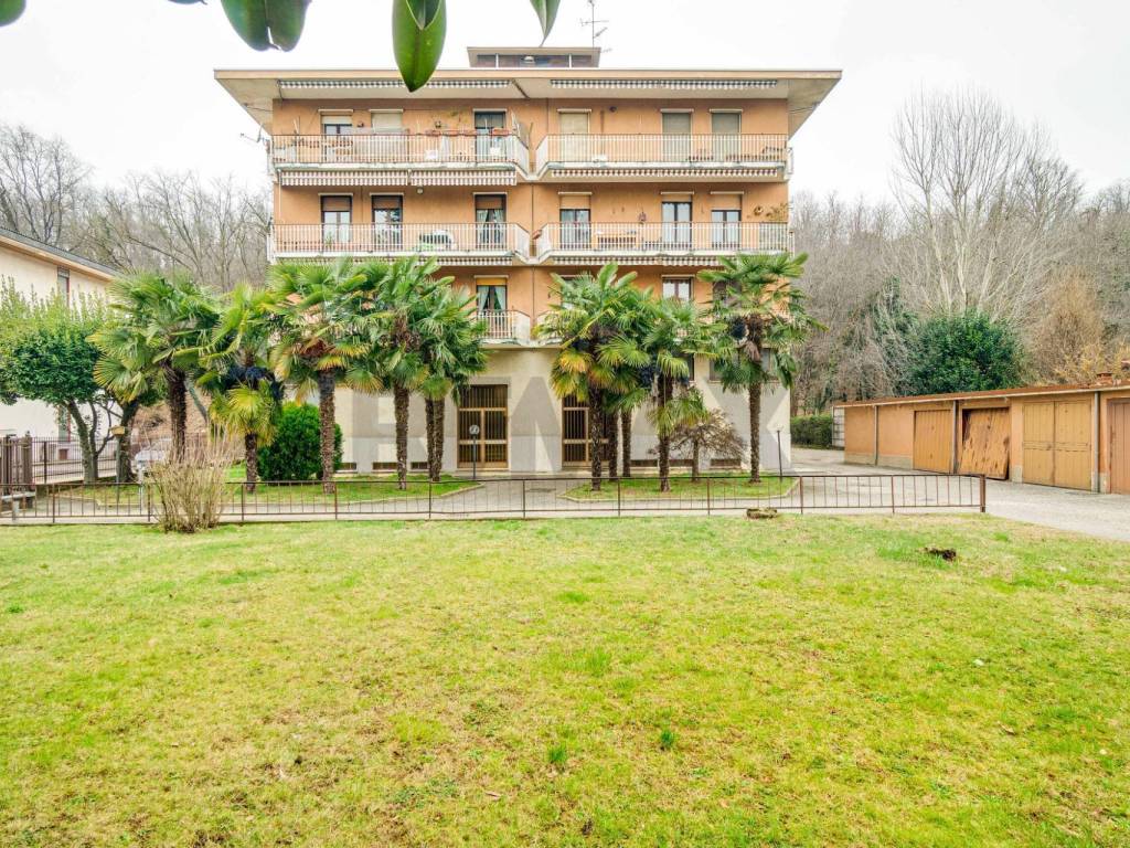 Appartamento a Gallarate in via campo dei fiori, 53 - Foto 2