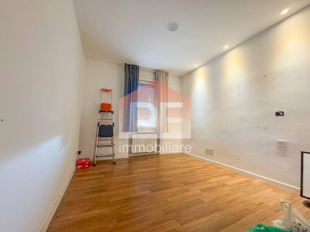 Appartamento a Bologna in Via Vittorio Bigari - Foto 4