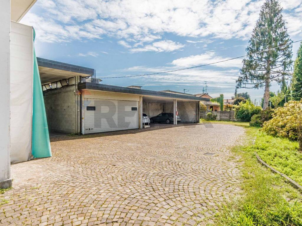 Immobile a Casorate sempione in via XXV Aprile, 45 - Foto 3