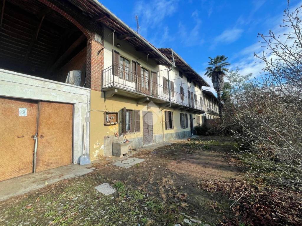 Casa indipendente a Cavour in Via Paschere, 47 - Foto 3