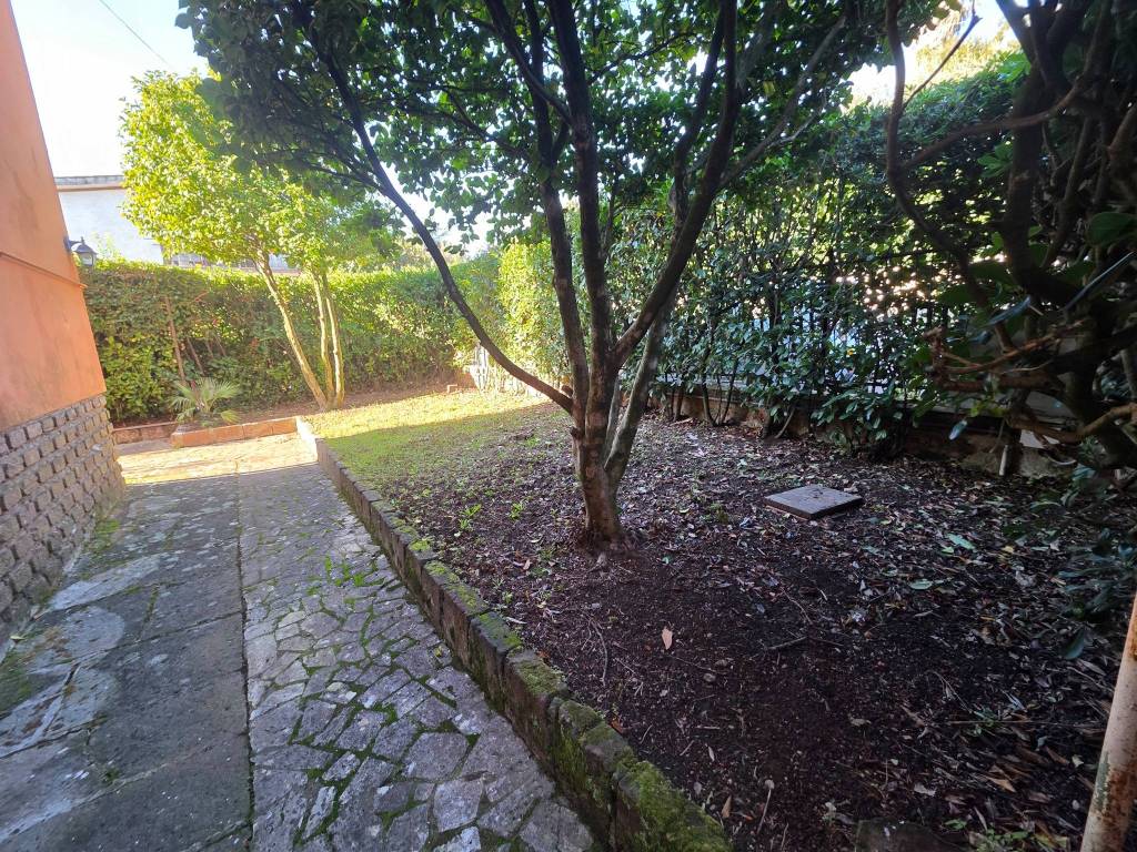Appartamento a Velletri in Via Ariana, 20 - Foto 3