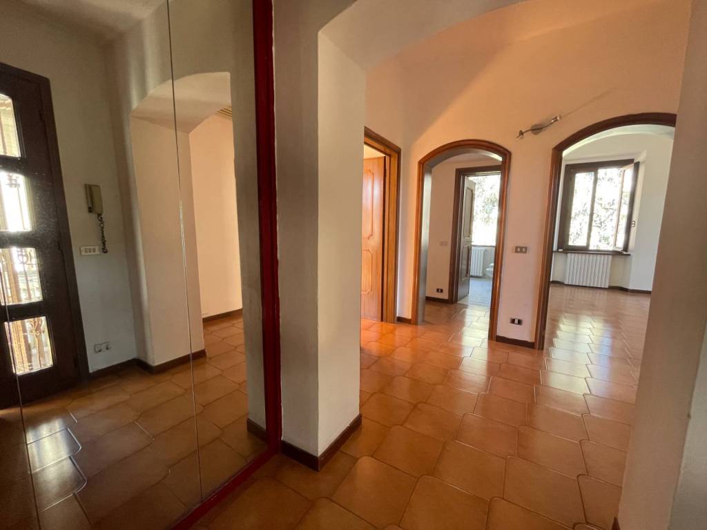 Appartamento a Osio sotto in VIA A. NOSARI, 0 - Foto 2