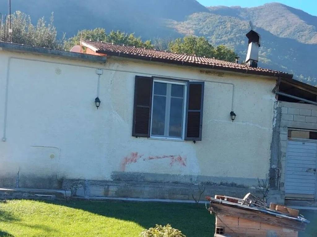 Villa a Morolo - Foto 3