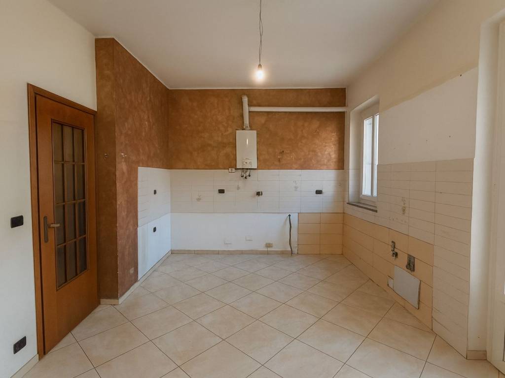 Appartamento a Asti in Corso Alessandro Volta - Foto 5