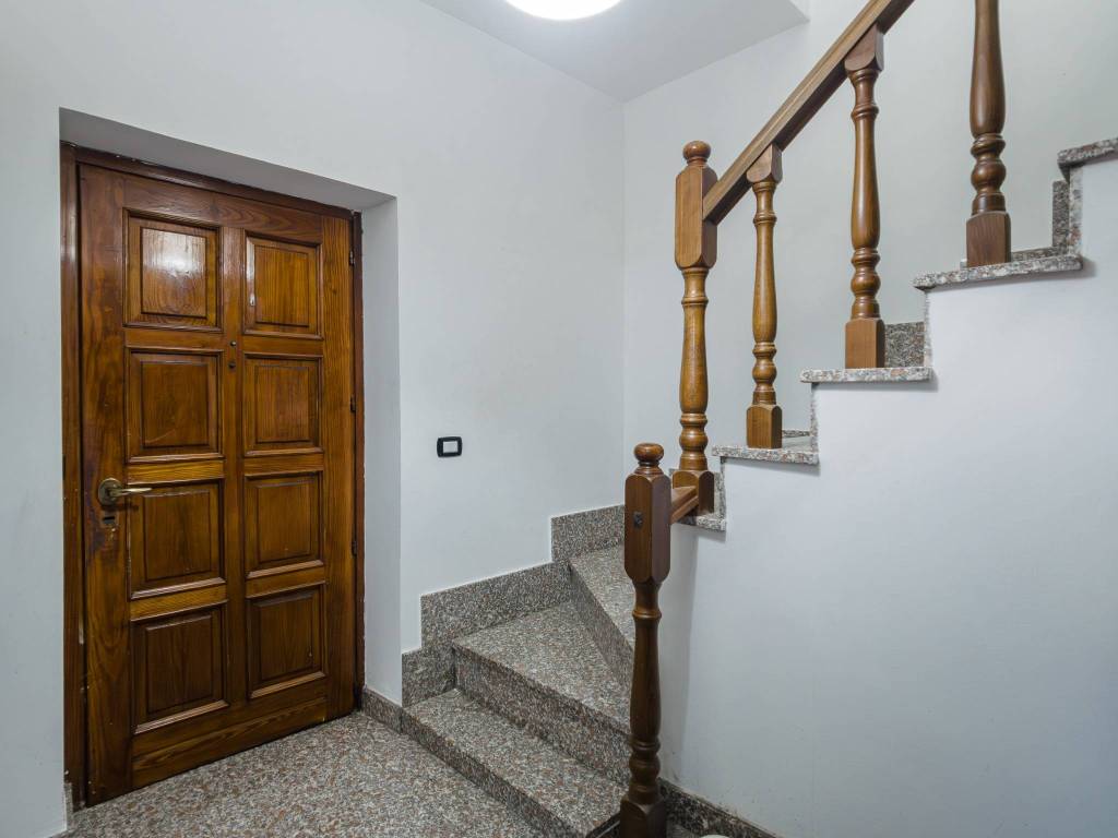 Appartamento a Collegno in Via Adua - Foto 2