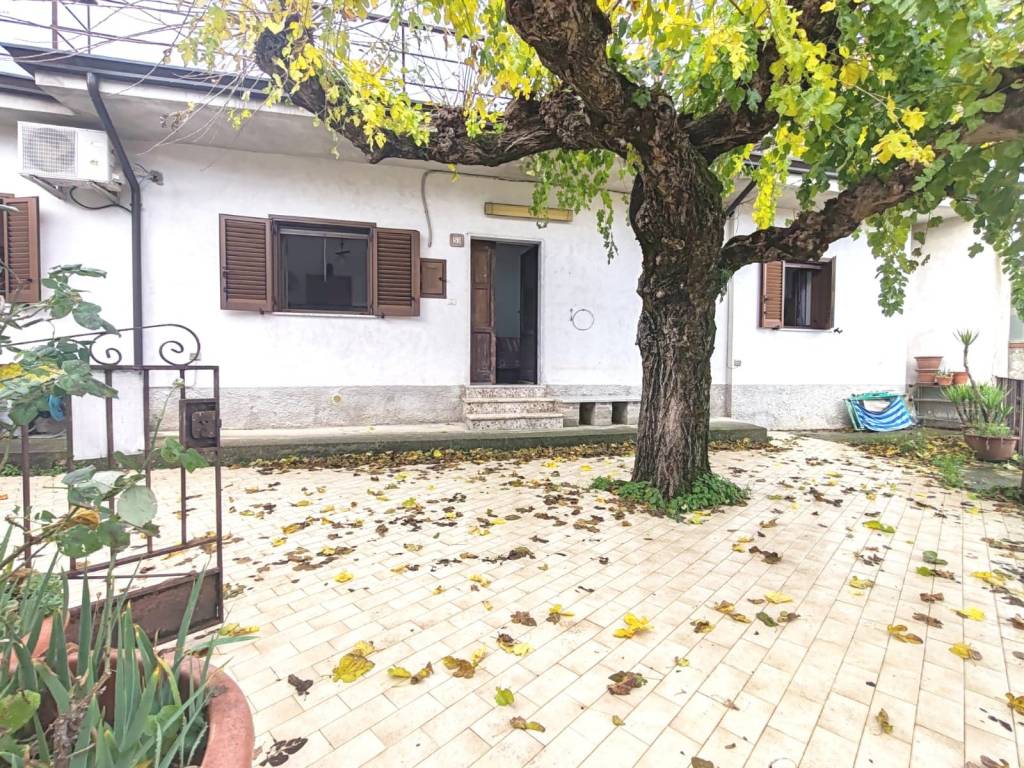 Appartamento a Pannarano in Via Selvetelle - Foto 4