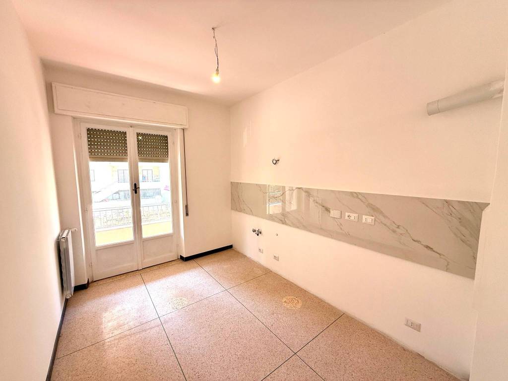 Appartamento a Genova in Via Luigi Gherzi, 18 - Foto 2