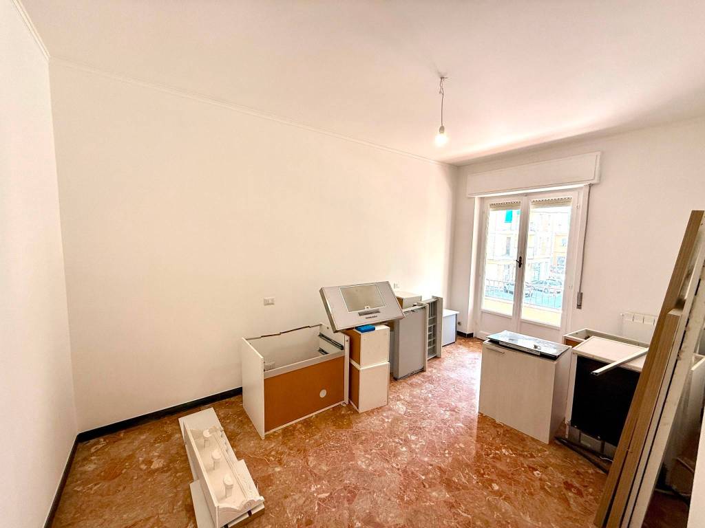 Appartamento a Genova in Via Luigi Gherzi, 18 - Foto 3