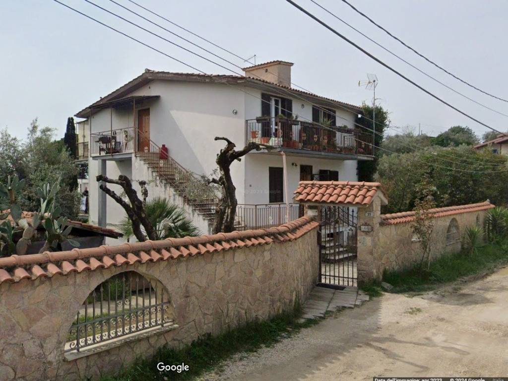 Villa a Fara in sabina in Via Giovanni Tinto - Foto 3