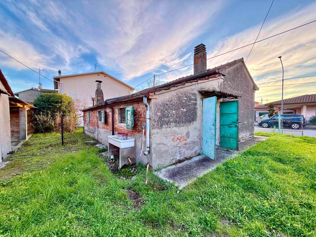 Villa a Argenta in Via Guglielmo Marconi, 21 - Foto 5
