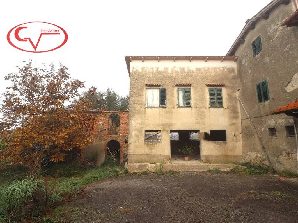 Rustico / casale a Montevarchi in Via di Moncioni - Foto 2