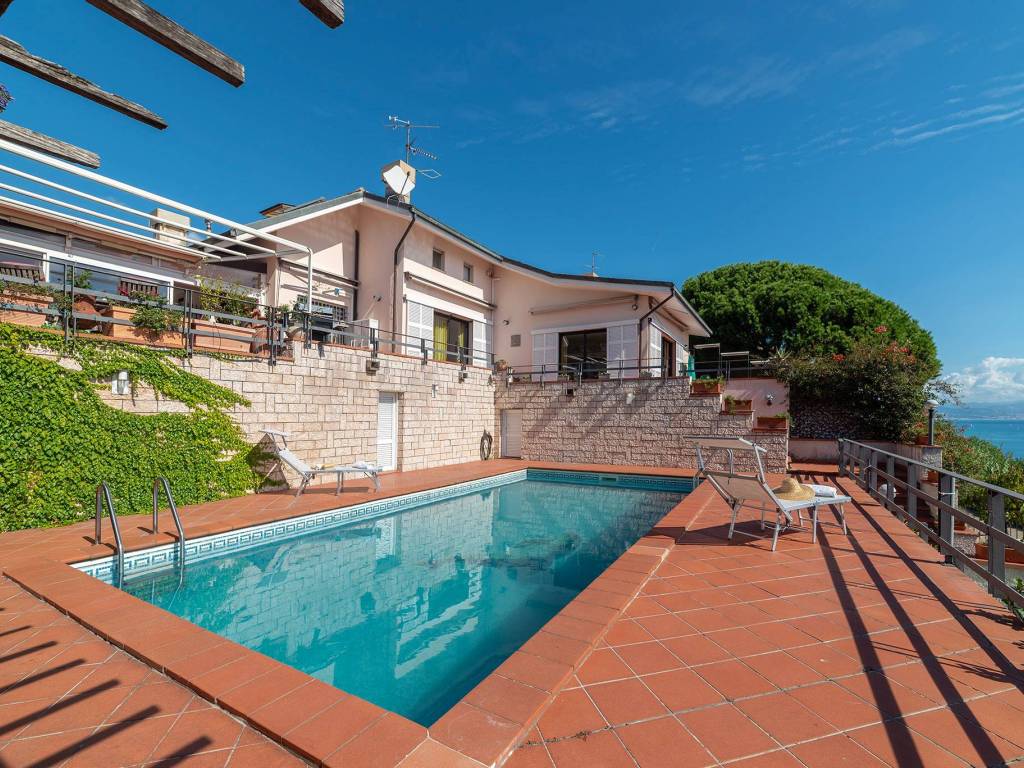 Villa a Varazze in Via San Giovanni, 4 - Foto 3