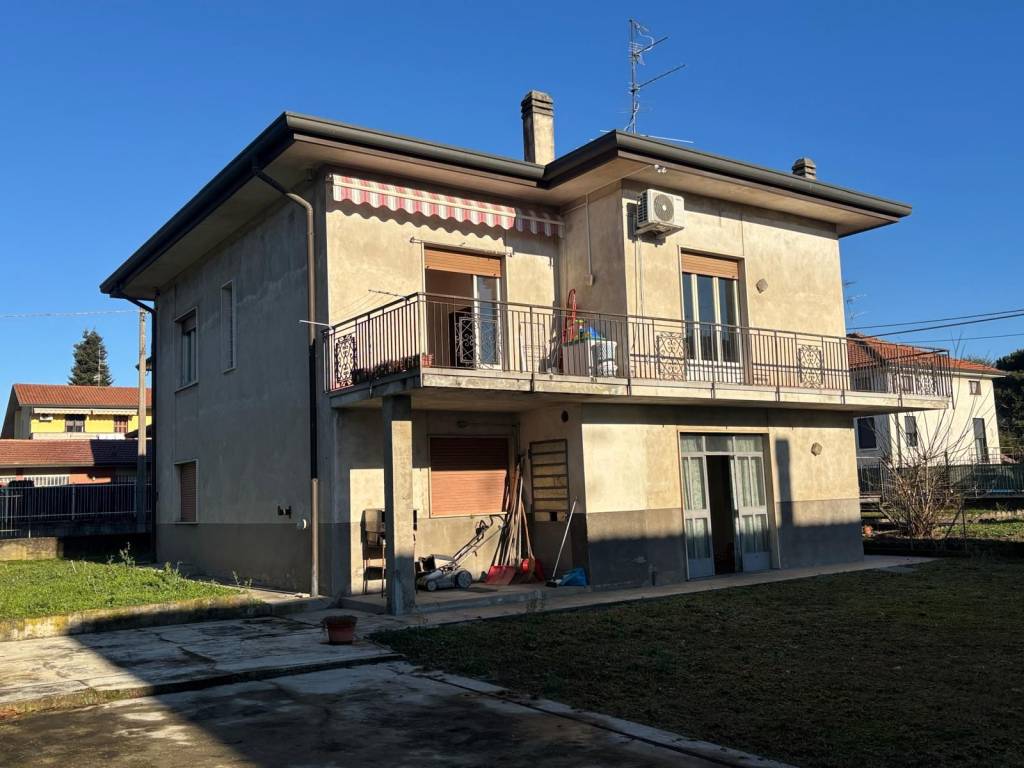Villa a Fagnano olona in Via Zara, 64 - Foto 5