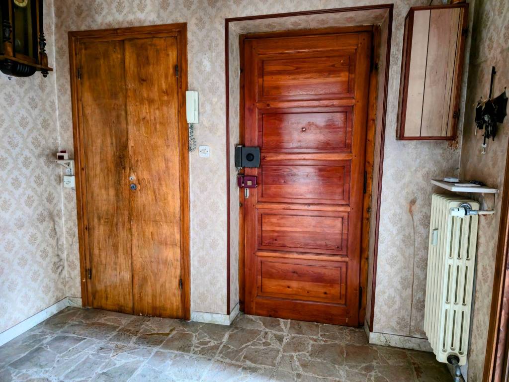 Appartamento a Alessandria in Via Francesco Mensi, 3 - Foto 2