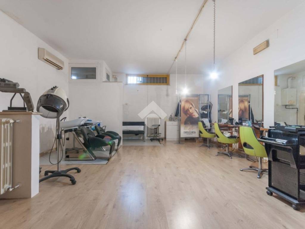 Appartamento a Roseto degli abruzzi in Via de Amicis, 54 - Foto 4