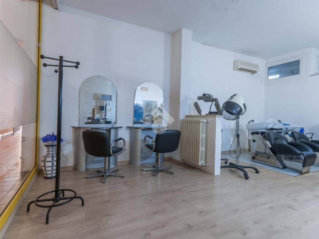 Appartamento a Roseto degli abruzzi in Via de Amicis, 54 - Foto 5