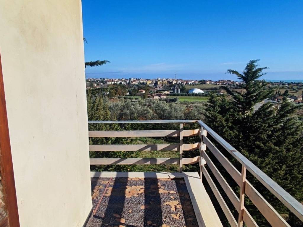 Rustico / casale a Giulianova in Via per Mosciano, 115 - Foto 4