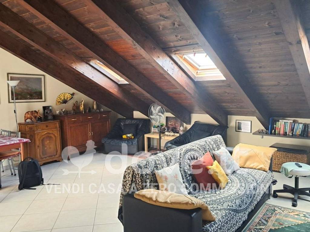 Appartamento a Chieri in Via Balbiano, 14 - Foto 4
