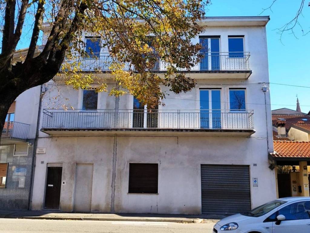 Appartamento a Galliate in Viale Camillo Benso di Cavour, 82 - Foto 3