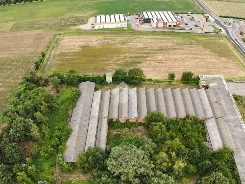 Terreno a Voghera in Via Piacenza, 5 - Foto 3