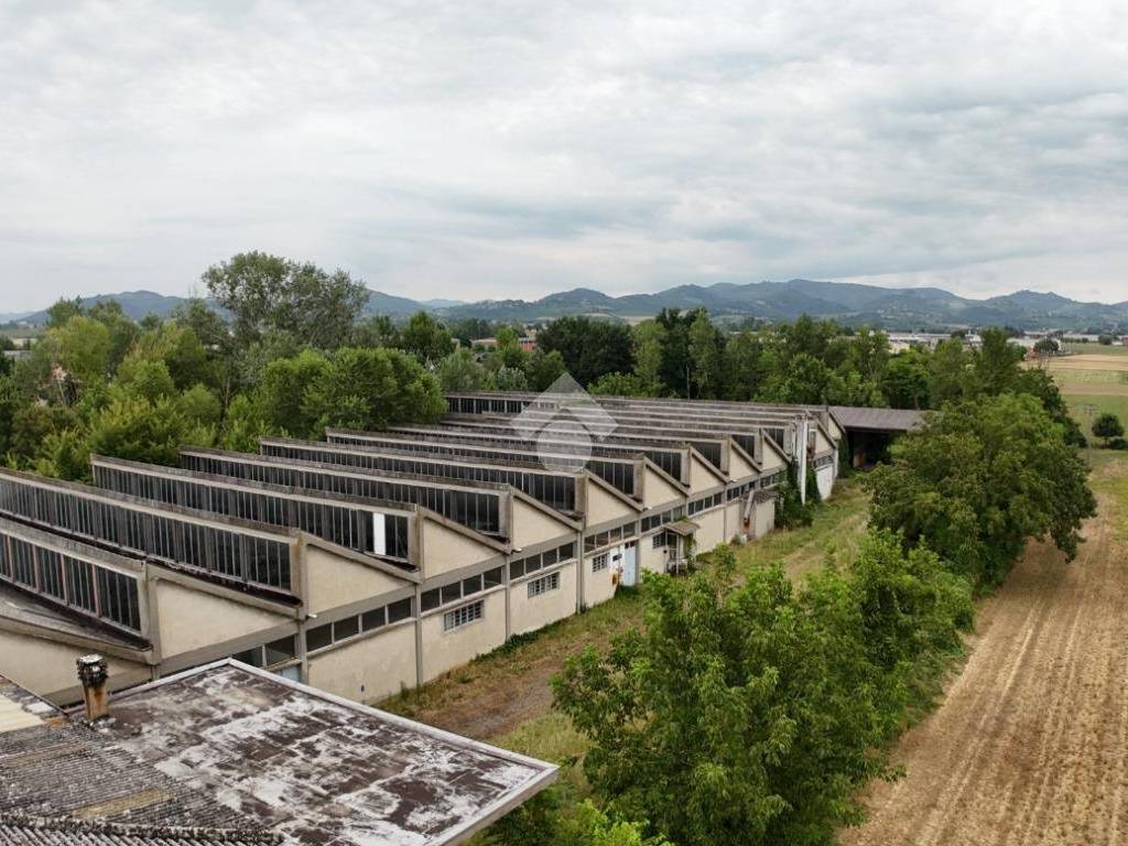 Terreno a Voghera in Via Piacenza, 5 - Foto 4