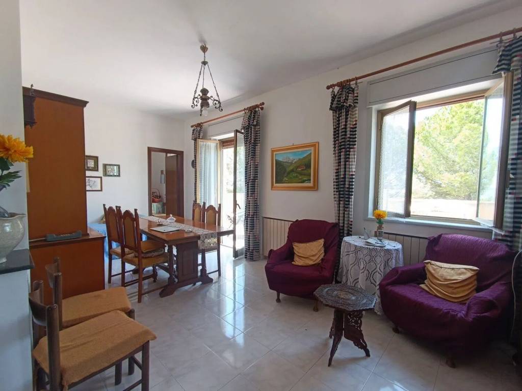 Villa a Caltanissetta in Via Dei Vulcanelli No Number - Foto 5