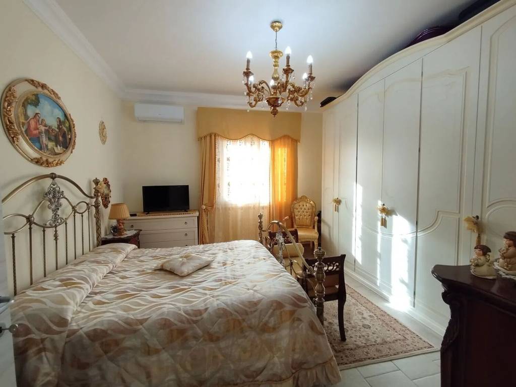 Appartamento a Caltanissetta in Via Napoleone Colajanni, 258 - Foto 3