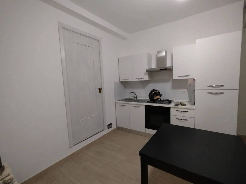 Appartamento a Caltanissetta in Piazza Calatafimi, 2 - Foto 4