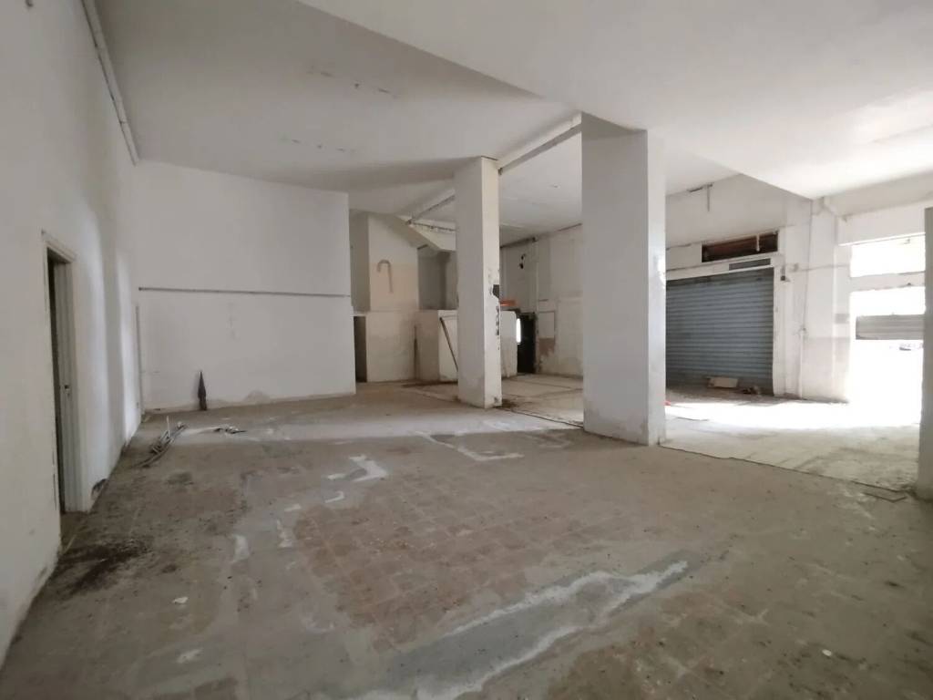 Immobile a Caltanissetta in Largo Enrico Petrella No Number - Foto 2