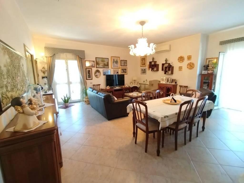 Villa a Caltanissetta in Via Due Fontane No Number - Foto 3