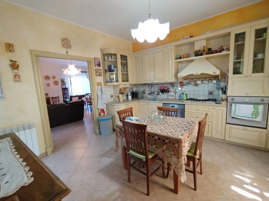 Villa a Caltanissetta in Via Due Fontane No Number - Foto 4