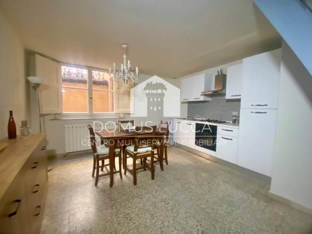Appartamento a Lucca in P.za San Michele - Foto 4