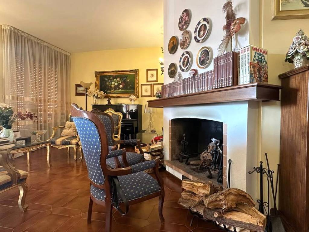 Villa a Lecce in Via Antonietta De Pace - Foto 5