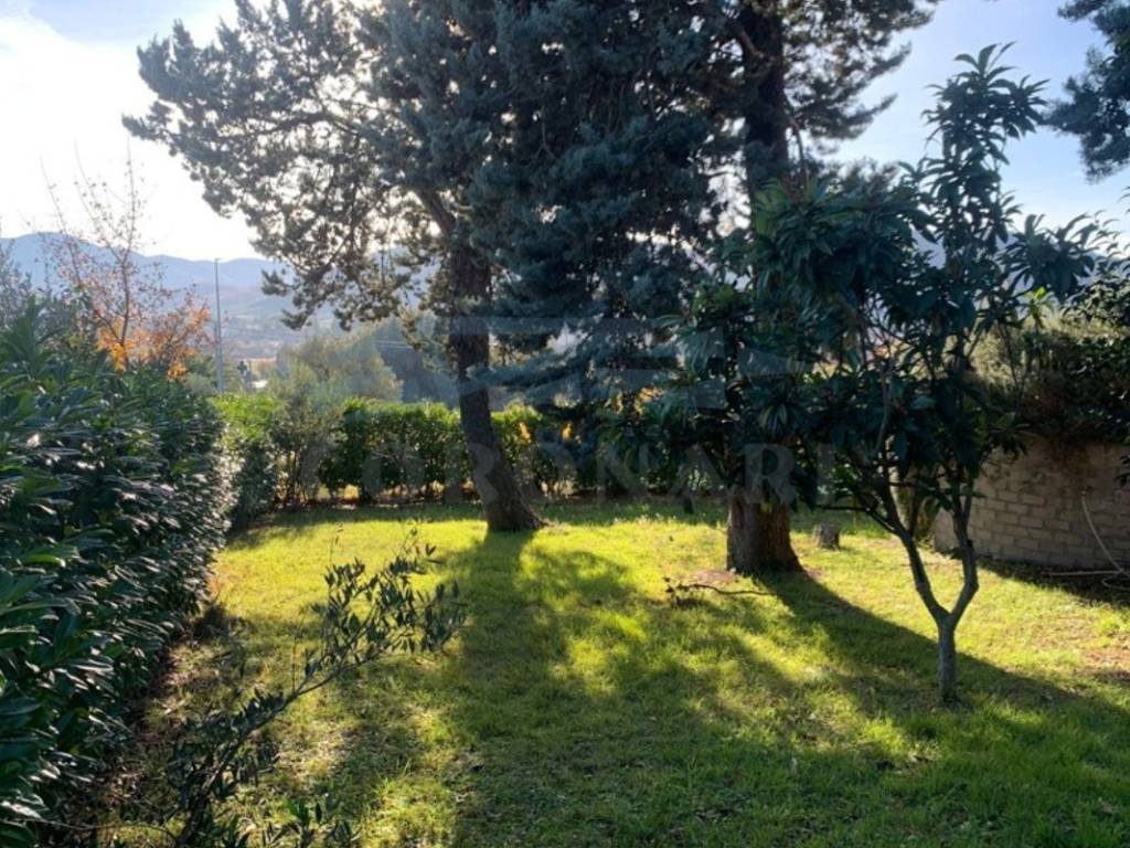 Villa a Frasso sabino in Via dei Massacci - Foto 3