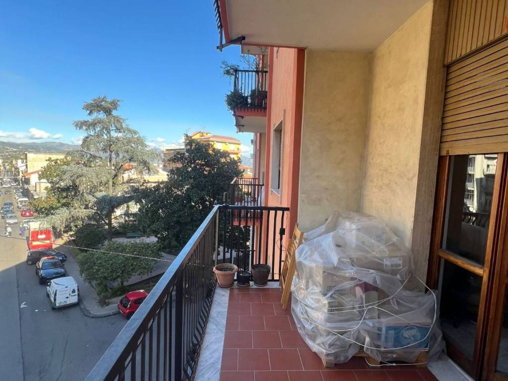Palazzo / stabile a Giarre in Corso Lombardia - Foto 5