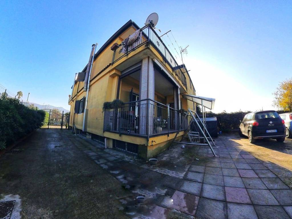 Appartamento a Nocera inferiore in Via Carrara d'Amora, 51 - Foto 2