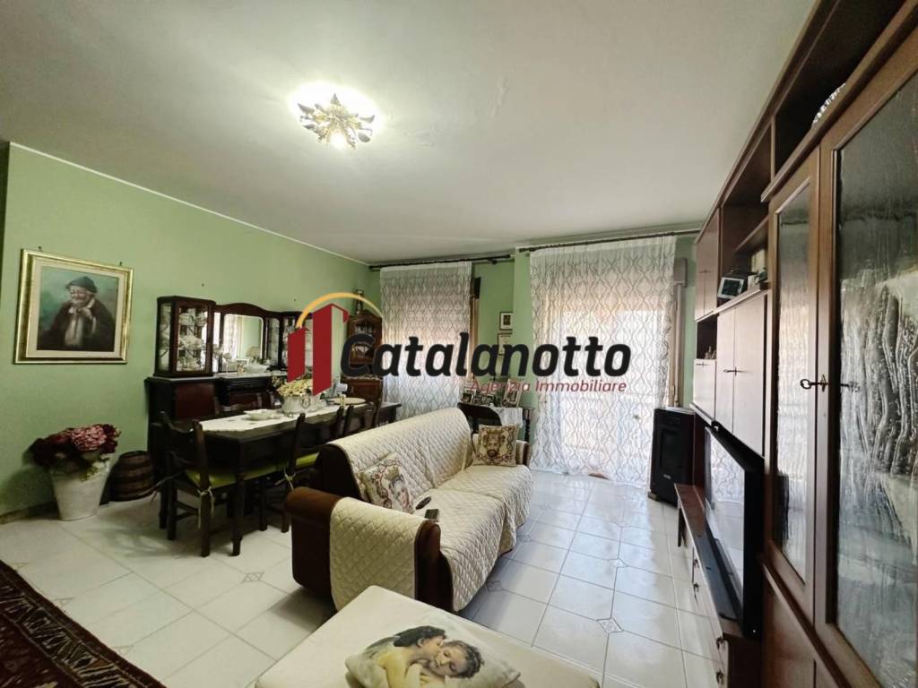 Appartamento a Castelvetrano in Piazza Ruggero Settimo - Foto 2