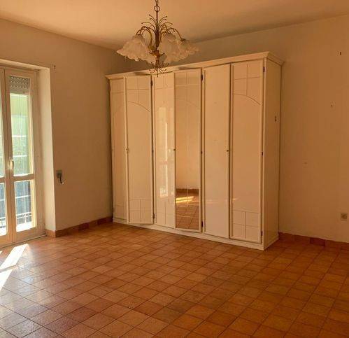 Villa a Cisterna di latina in Via Carlo Peroni - Foto 3